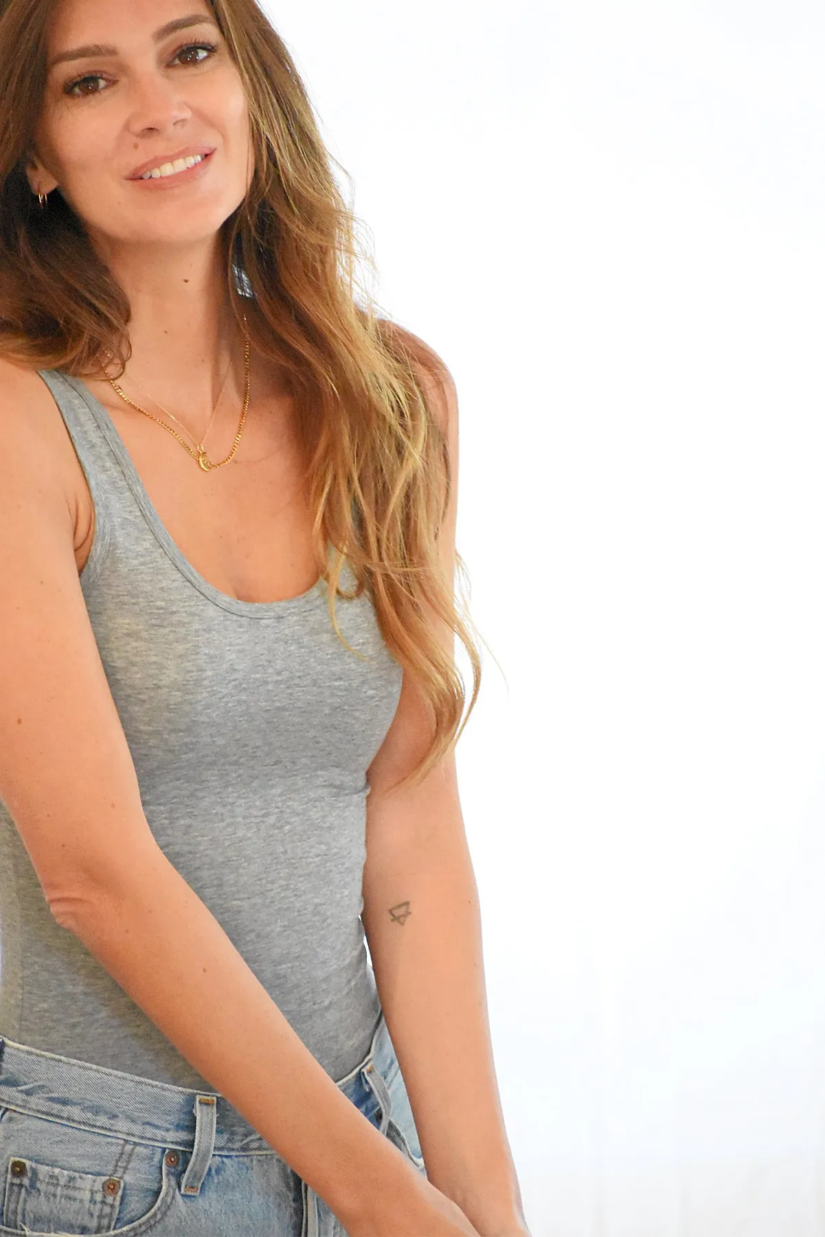 Contoured Fit Tank (Dark Grey)