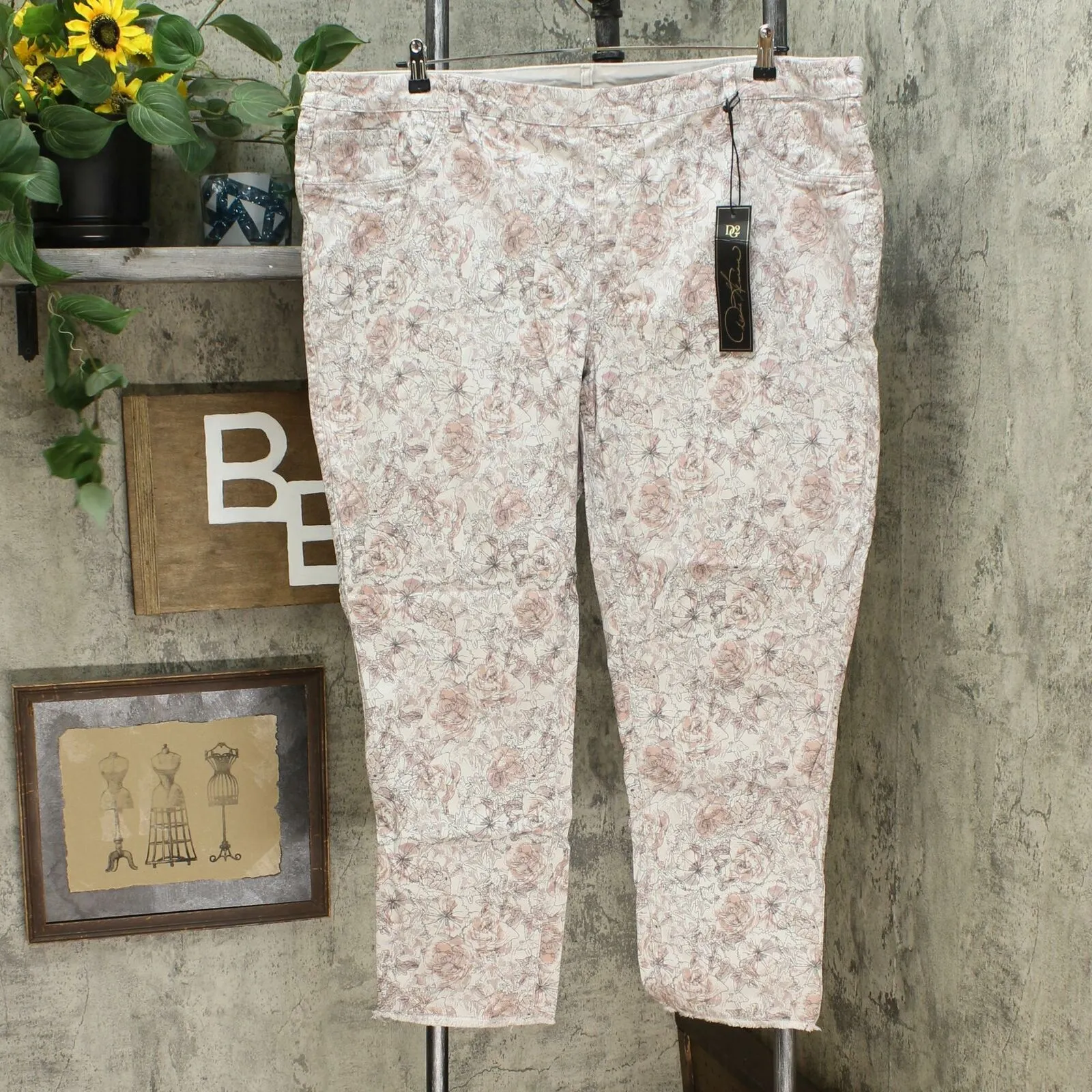 DG2 by Diane Gilman Women's Plus Size Reversible Pull On Skinny Jeans