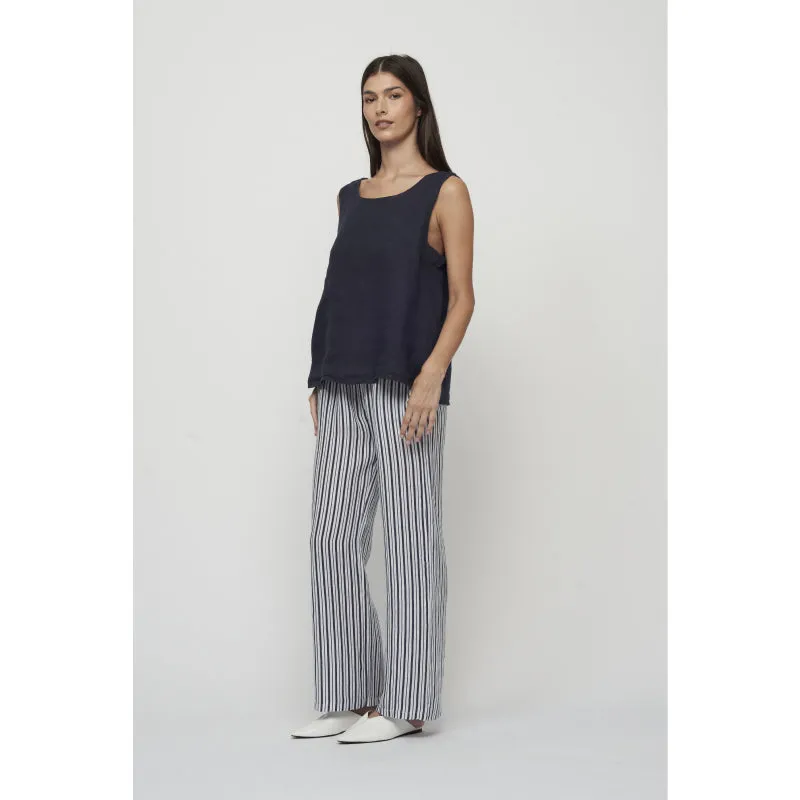 Pistache Sleeveless Linen Top with Elastic Underarm