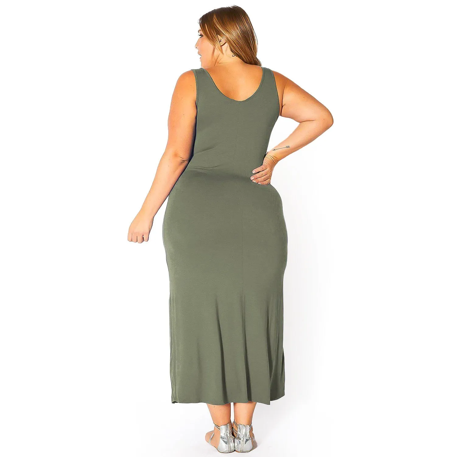 Plus Size Round Neck Sleeveless Maxi Dress