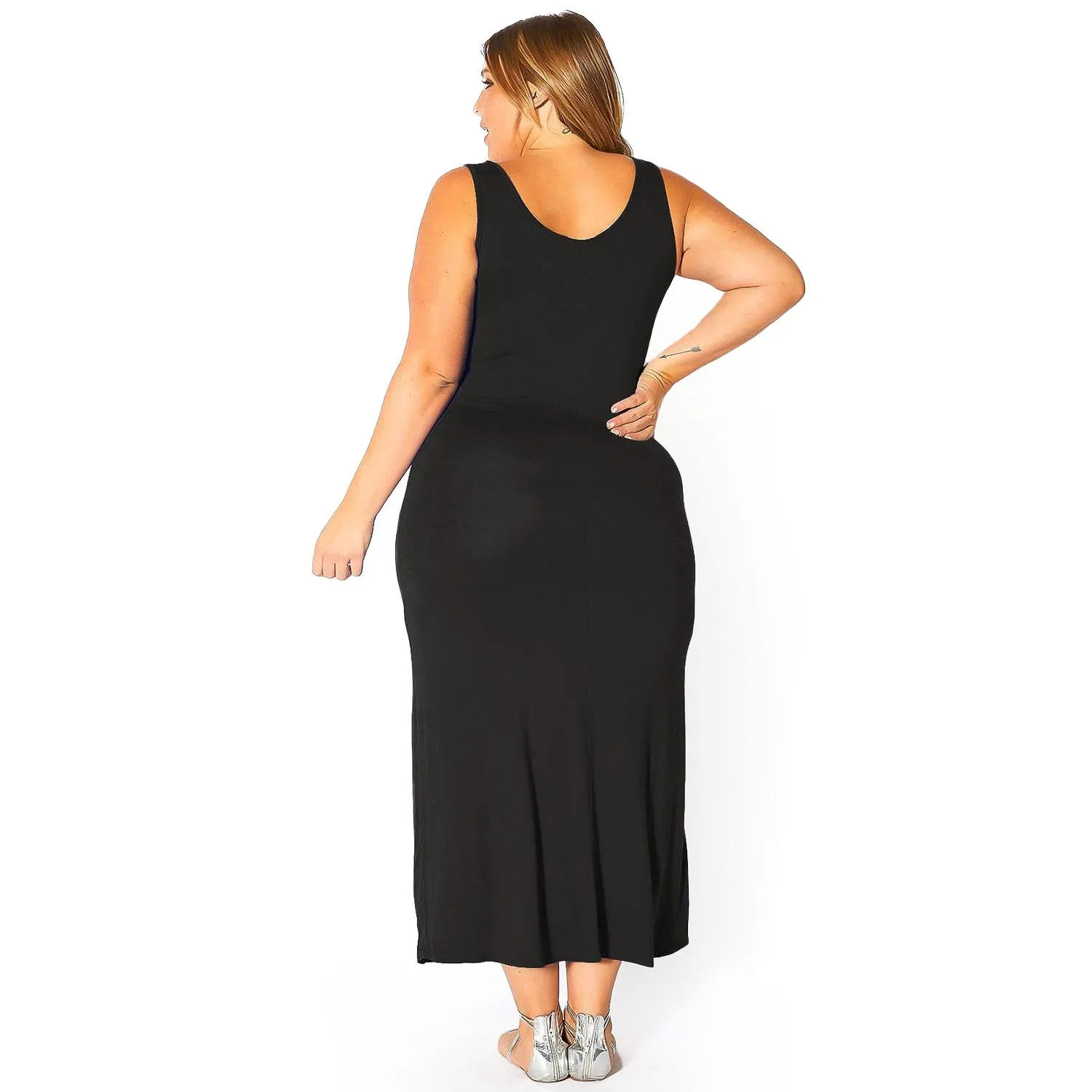Plus Size Round Neck Sleeveless Maxi Dress