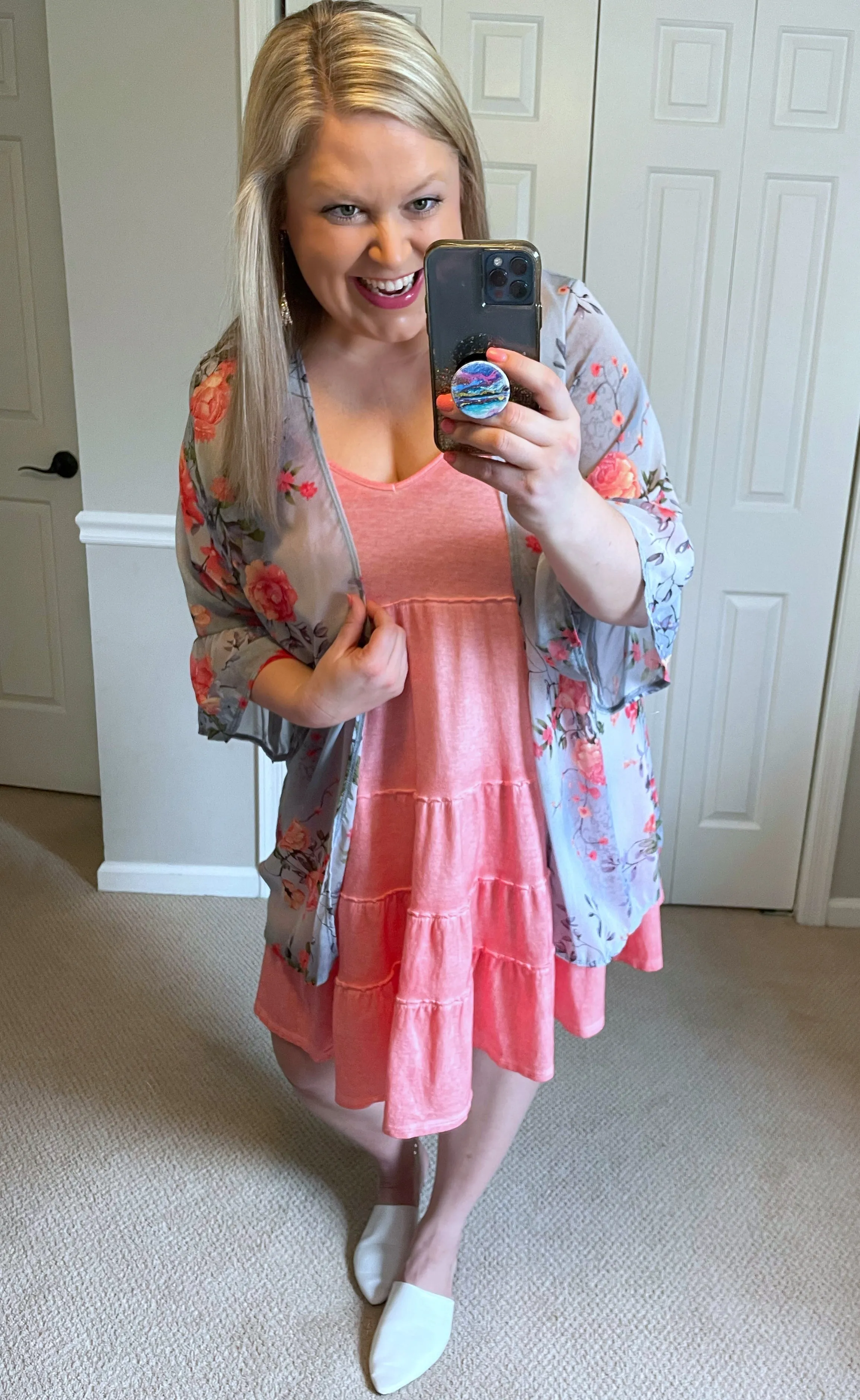 Ruffle-Sleeved Floral Cardigan in Light Grey