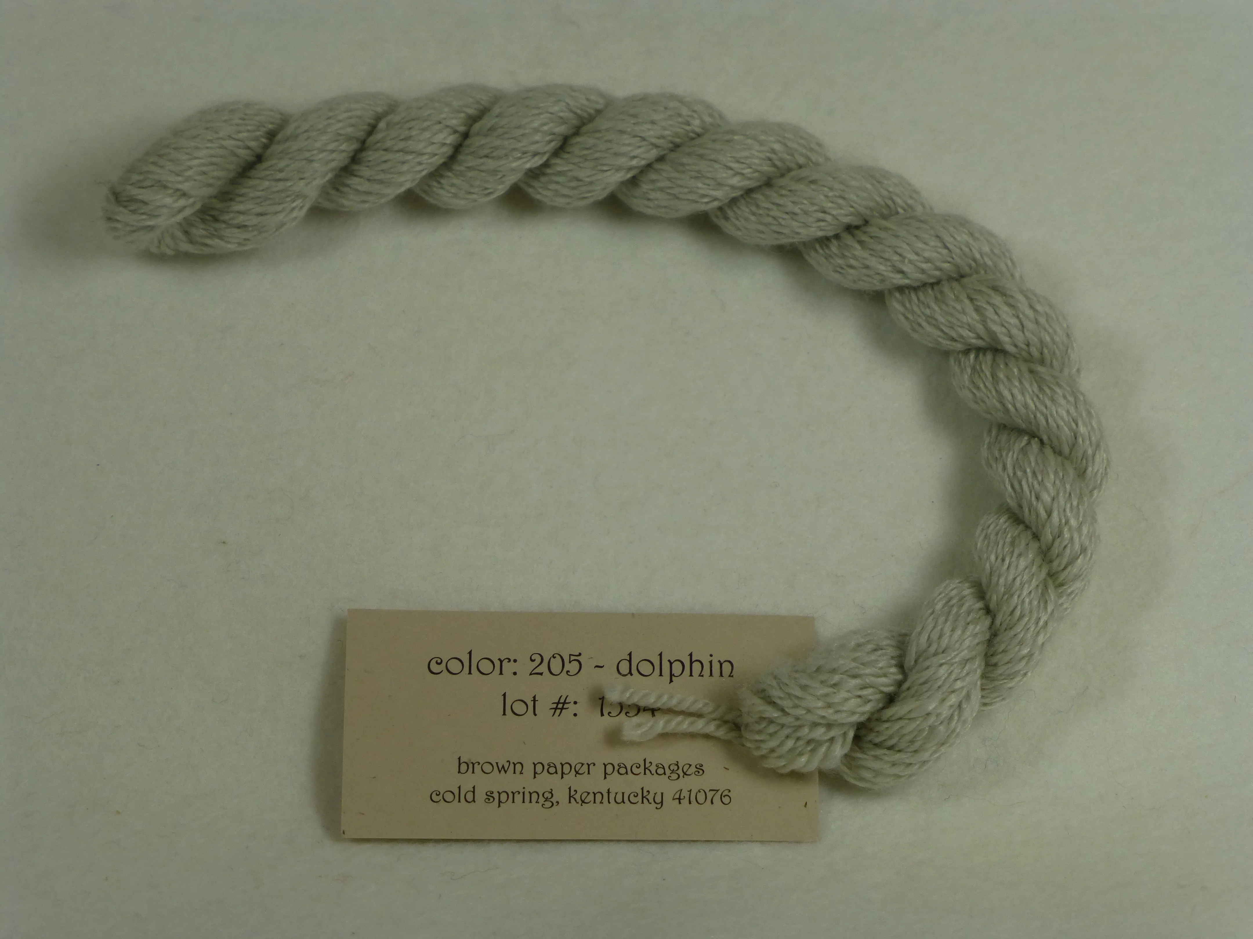Silk & Ivory 205 Dolphin