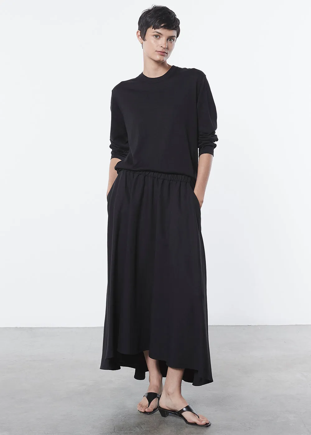 Silk Knit Long Sleeve Tee in Black