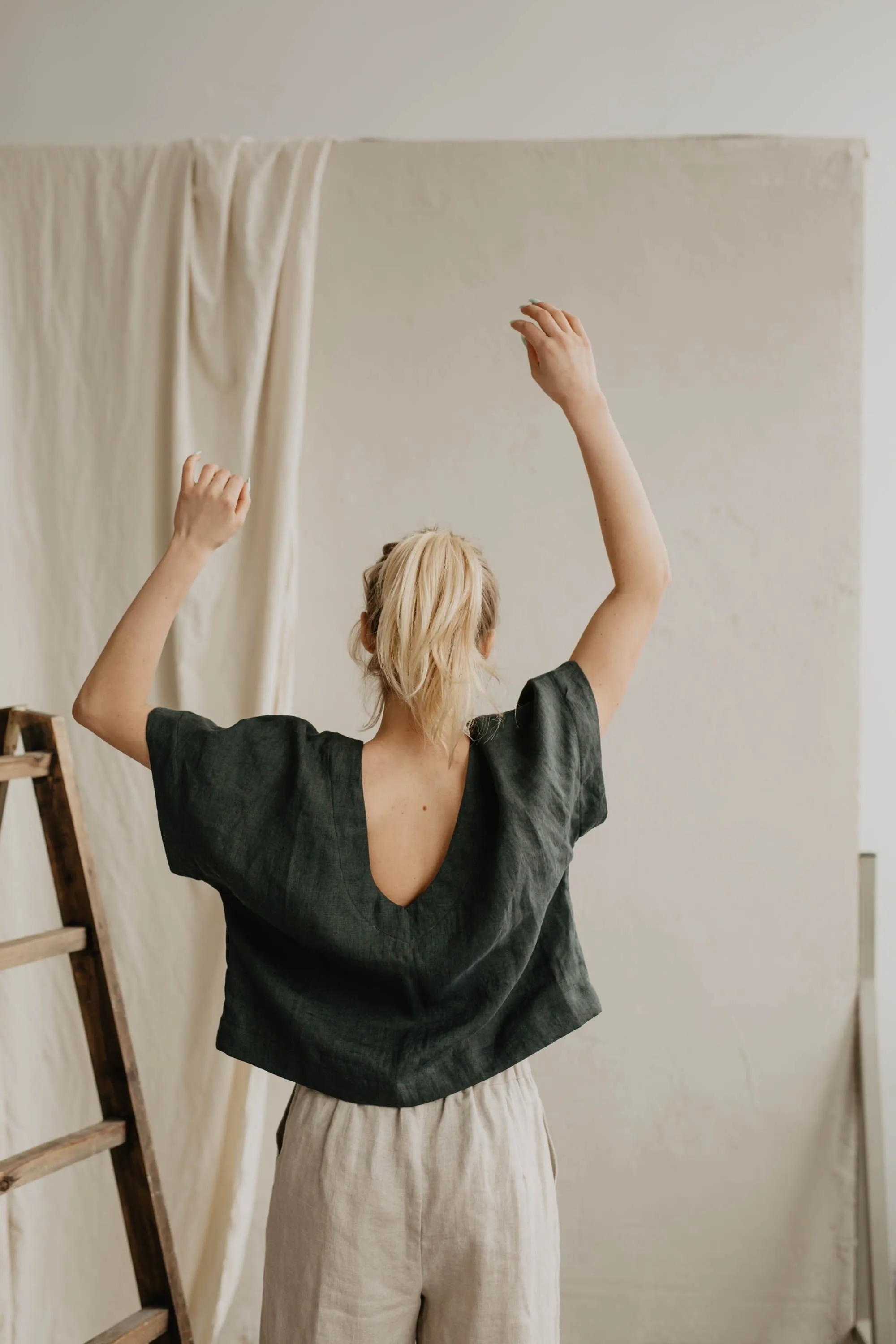 Vyte Women's Linen Top | Multiple Colours