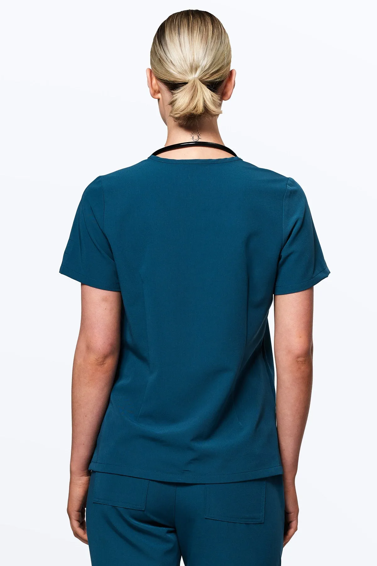 Women's 3-Pocket Scrub Top