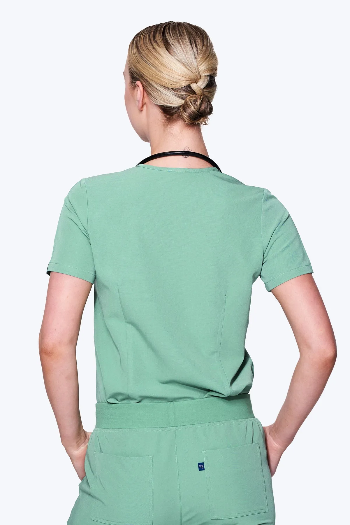 Women's 3-Pocket Scrub Top