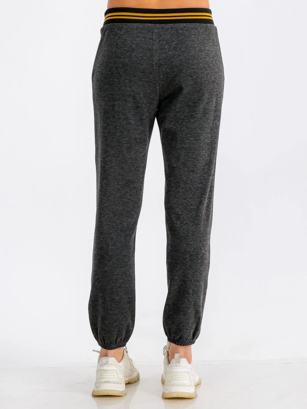 WOMEN'S ELASTIC WAIST FRONT POCKET JOGGER SWEATPANTS