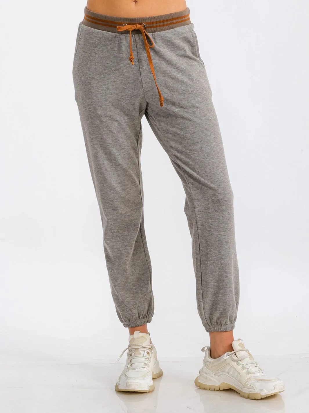 WOMEN'S ELASTIC WAIST FRONT POCKET JOGGER SWEATPANTS