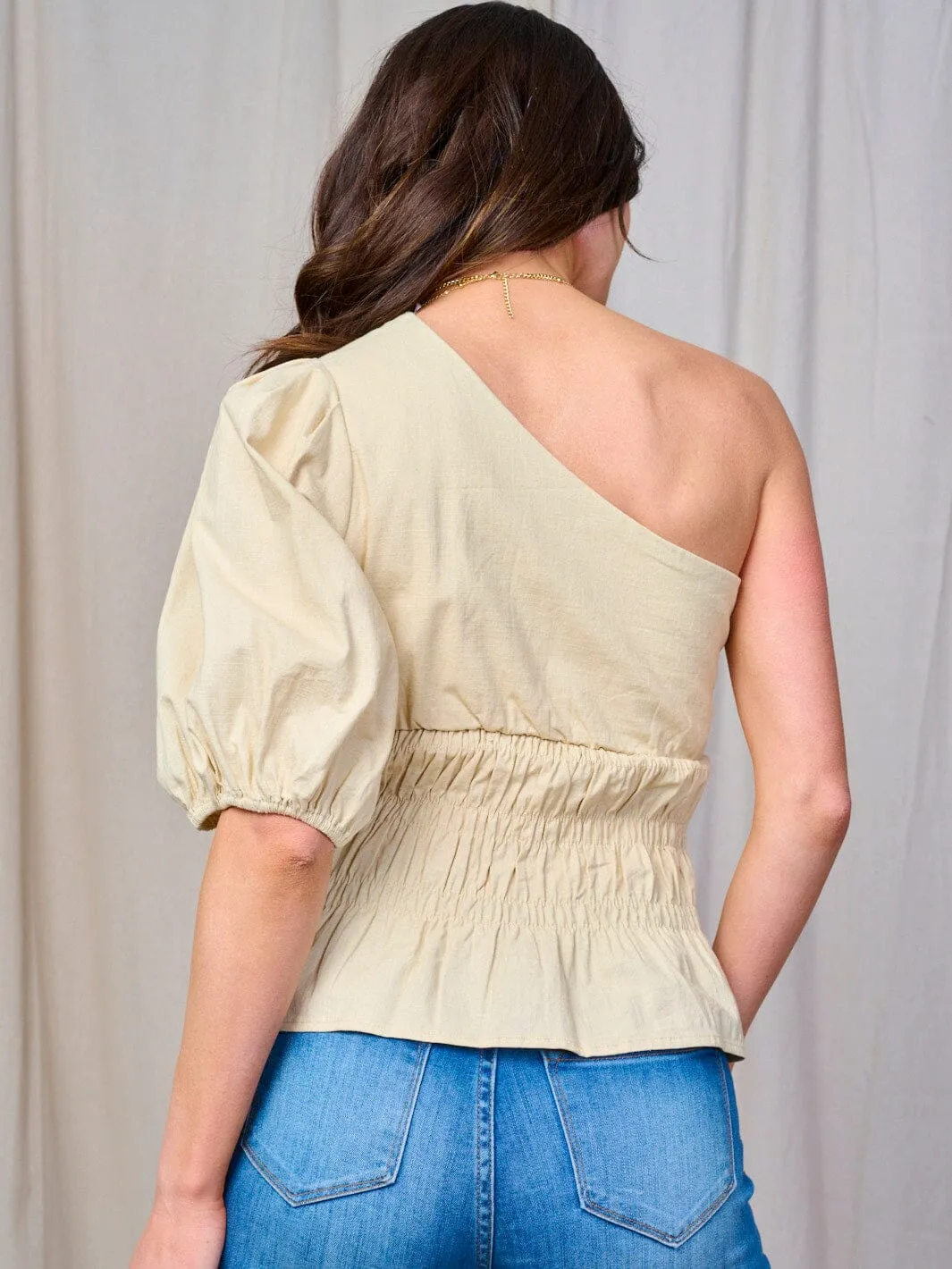 WOMEN'S ONE SHOULDER SMOCK WAIST TOP